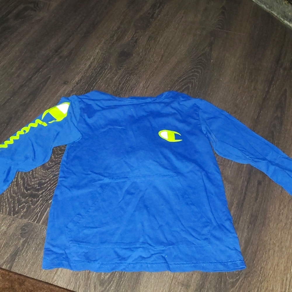 Champion hooded shirt
